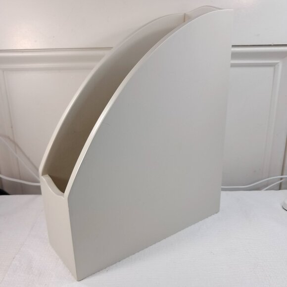 Rubbermaid Ikon wood Magazine file organizer cream white storage Home Office